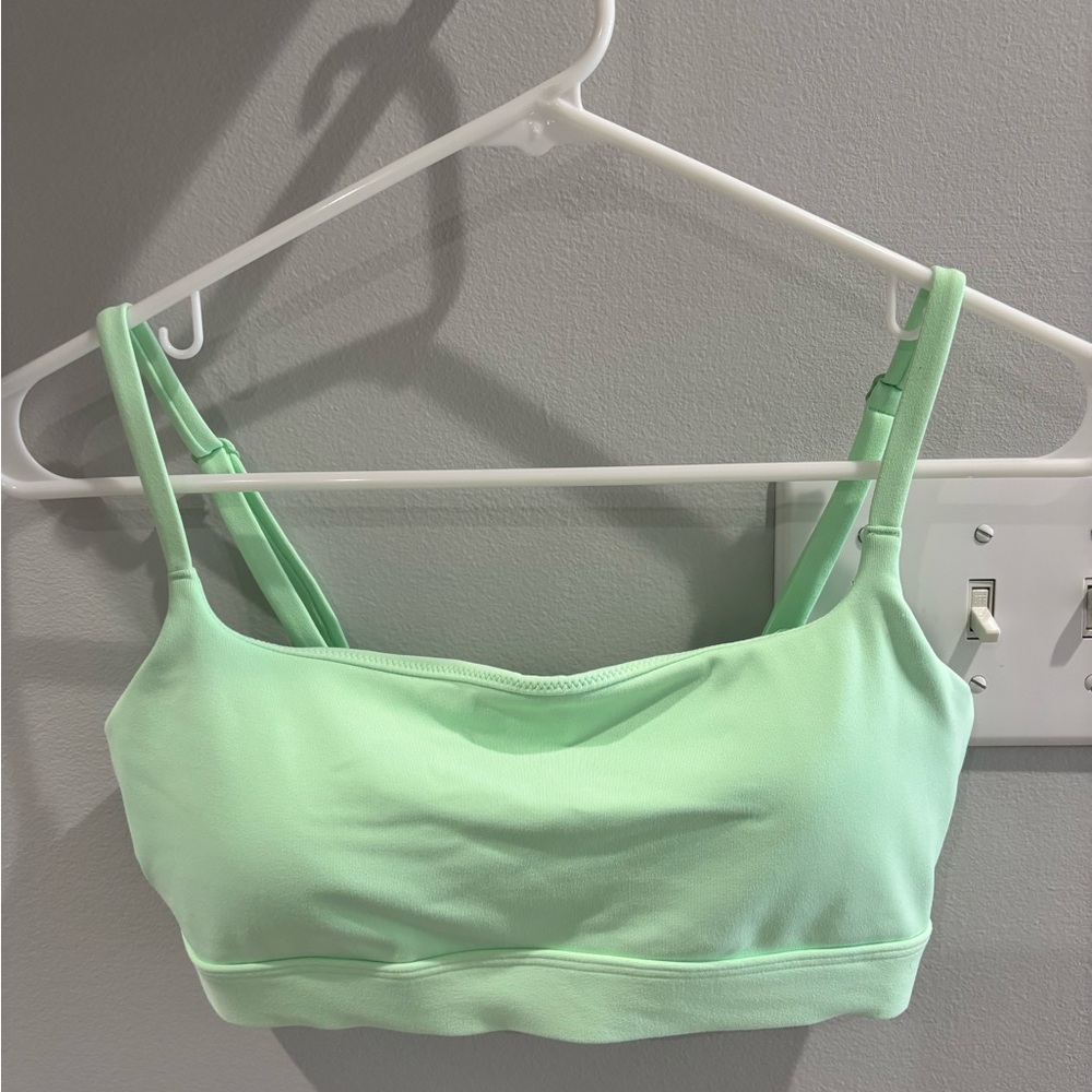Fabletics Light Green Women's bra and pants set